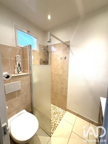 Maison à vendre 6 pièces 131 m² Franqueville-Saint-Pierre