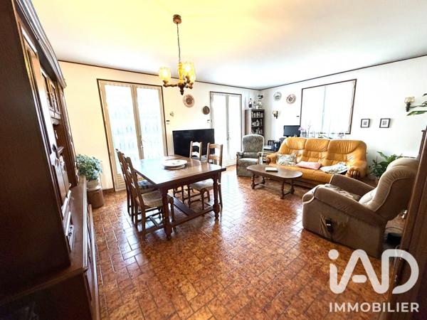 Maison à vendre 6 pièces 131 m² Franqueville-Saint-Pierre