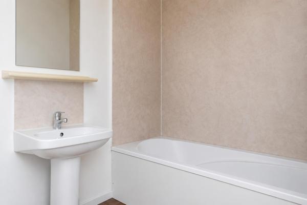 A LOUER : T2 à LILLE • Rue Nationale - VAUBAN • 664 € CC • Réf. 45-007