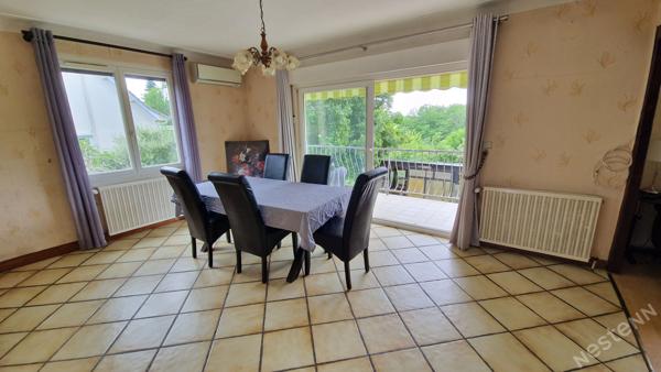 Maison surélevée avec garage et potentiel studio sur 1 260 m² de terrain à Prigonrieux