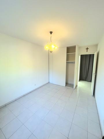 Septèmes-les-Vallons (13240) APPARTEMENT T3 DE 69M2 AVEC TERRASSE