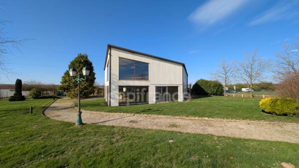 Local/bureau à vendre CHANDAI (61)