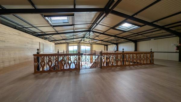 Local/bureau à vendre CHANDAI (61)