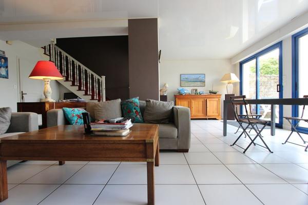 LA DEMEURE DE VILLE & SON APPARTEMENT INDÉPENDANT, À 5 MIN A PIED DES HALLES. -