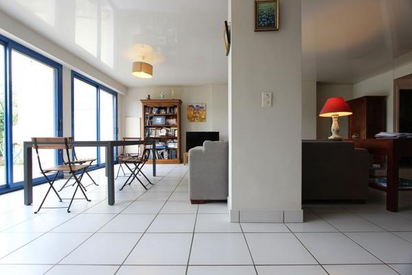 LA DEMEURE DE VILLE & SON APPARTEMENT INDÉPENDANT, À 5 MIN A PIED DES HALLES. -