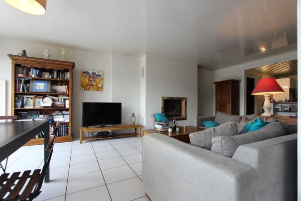 LA DEMEURE DE VILLE & SON APPARTEMENT INDÉPENDANT, À 5 MIN A PIED DES HALLES. -