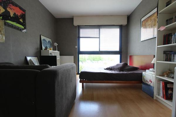 LA DEMEURE DE VILLE & SON APPARTEMENT INDÉPENDANT, À 5 MIN A PIED DES HALLES. -