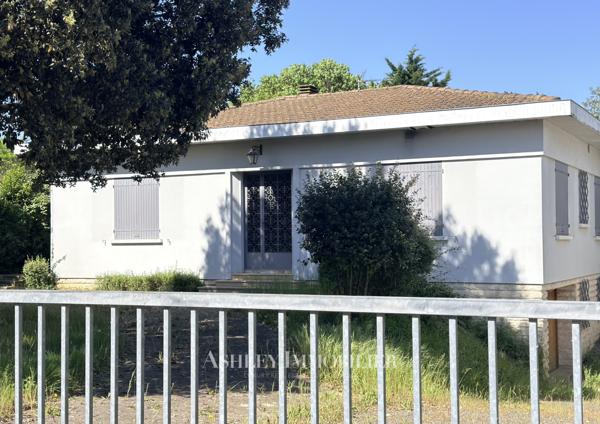 À VENDRE - MAISON DE PLAIN-PIED DE TYPE 7 À RÉNOVER - LA ROCHELLE
