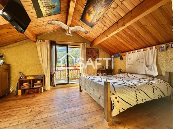 Chalet  familial de type 7 avec garage et jardins