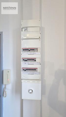 Investisseurs : Immeuble centre ville de Calais avec 6 appartements loués et 1 local commercial de 240 m2 à rénover + caves