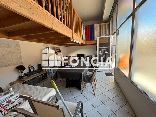 À vendre Studio 76 m² - Lorient 56100