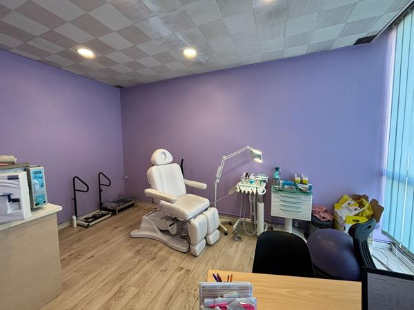 Local commercial La Fleche 35 m2