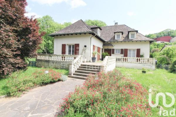 Maison à vendre 6 pièces 200 m² Coupiac