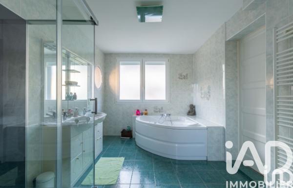 Maison à vendre 6 pièces 162 m² Larmor-Plage