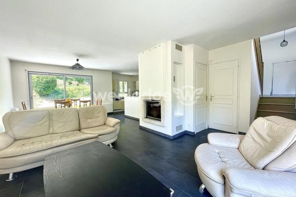 Maison à vendre 6 pièces de 123,9 m² à Jouy-le-Moutier