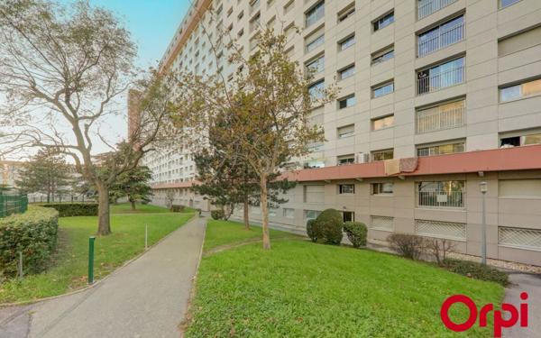 Appartement à vendre    5 pièces • 96 m2 Vénissieux