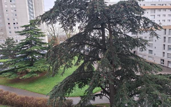 Appartement à vendre    5 pièces • 96 m2 Vénissieux