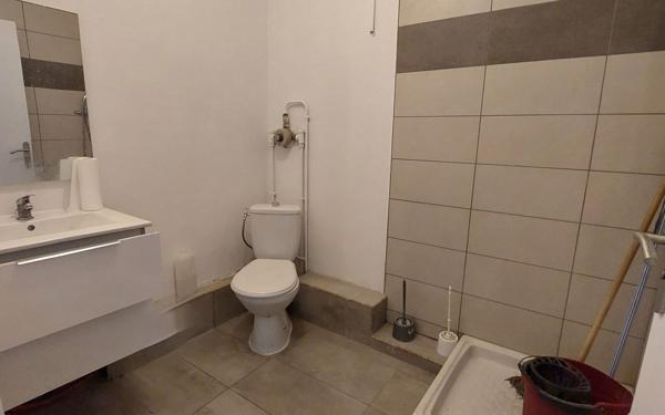 Appartement à vendre    5 pièces • 96 m2 Vénissieux