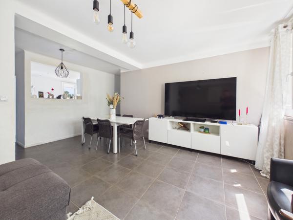 🏡 Bel appartement T4 – Parking + cave - Proche quartier St Ruf
