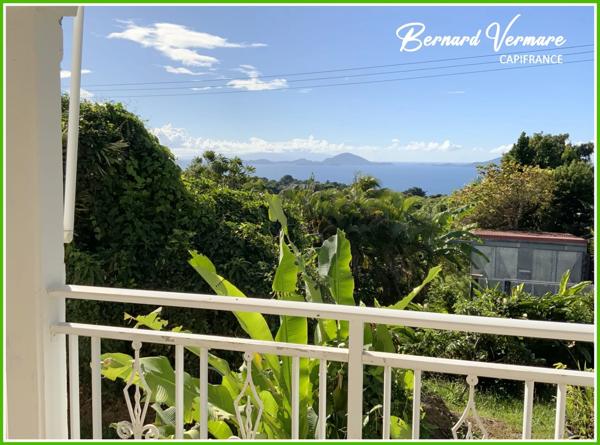 Maison vue mer et les Saintes - 7 pièces - 4 chambres - 130 m² sur terrain 1000m²