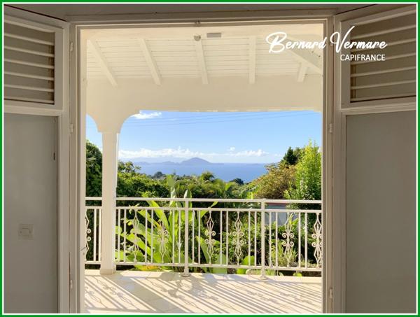 Maison vue mer et les Saintes - 7 pièces - 4 chambres - 130 m² sur terrain 1000m²