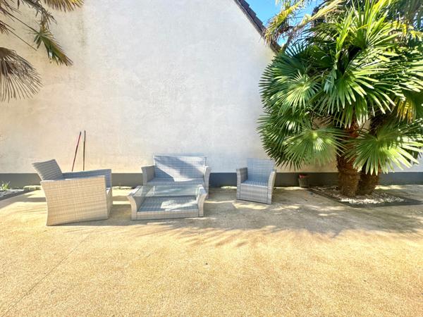 maison 174 m2 avec véranda et piscine