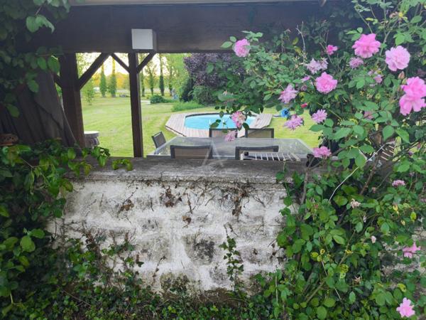 2 maisons 215m² grange et terrain