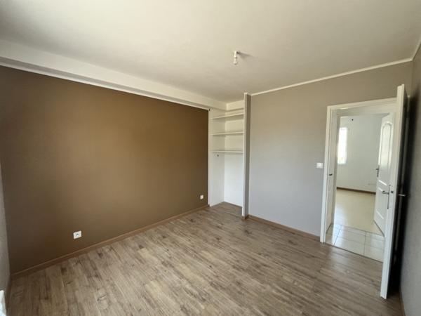 Maison à louer 1 010 € CC St-Branchs 5 p 83 m² DPE D