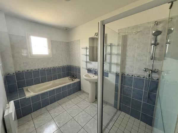 Maison à louer 1 010 € CC St-Branchs 5 p 83 m² DPE D