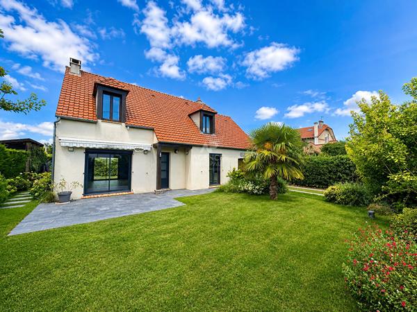 Maison Conflans Sainte Honorine 7 pièce(s) 130 m2 479 000 € **  - Référence  8334