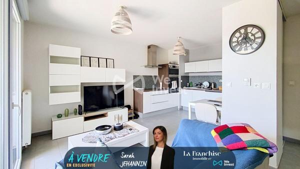 Grand T2 avec terrasse
