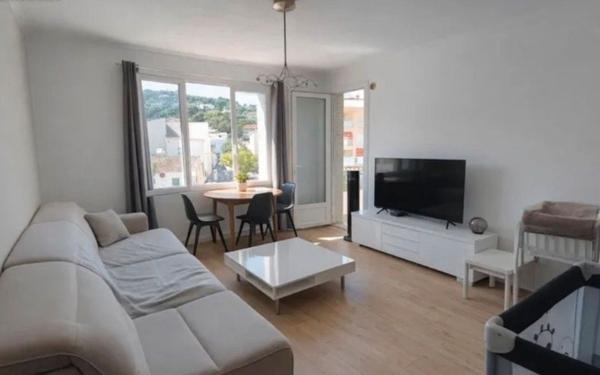 Appartement à vendre    3 pièces • 54,03 m2 Saint-Mandrier-sur-Mer