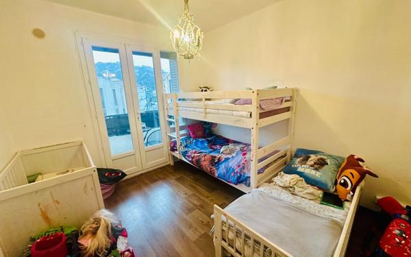 Appartement à vendre    3 pièces • 54,03 m2 Saint-Mandrier-sur-Mer