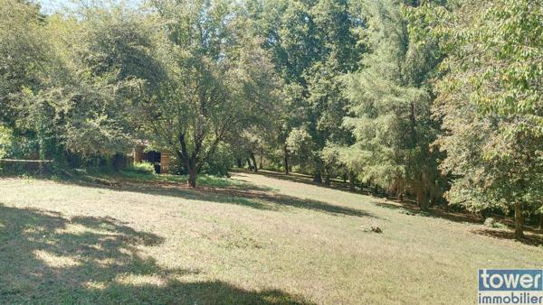 AUTHENTIQUE MAISON LOTOISE 135 m2 ET SA GRANGE SUR 1.7HA 46700 MONTCABRIER