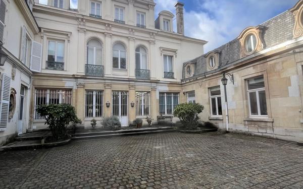 Appartement à vendre    4 pièces • 121,25 m2 Reims