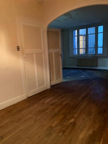 A VENDRE A SEMOUTIERS: ensemble immobilier composé de deux maisons Détails des diagnostics énergétiques