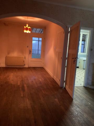 A VENDRE A SEMOUTIERS: ensemble immobilier composé de deux maisons Détails des diagnostics énergétiques