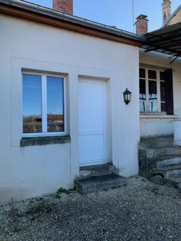 A VENDRE A SEMOUTIERS: ensemble immobilier composé de deux maisons Détails des diagnostics énergétiques