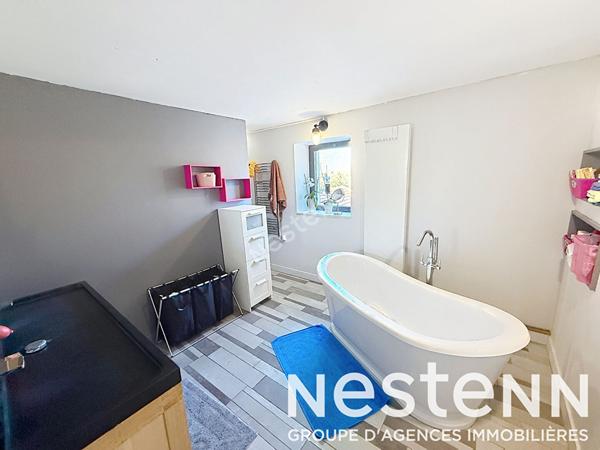 Maison Secourt 4 chambres 2 salles de bains jardin garage