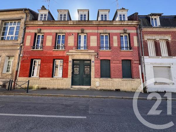 Immeuble à vendre  220 m 2   NOYON  - 60