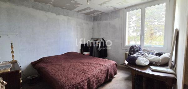 Maison d'habitation à renover entièrement!