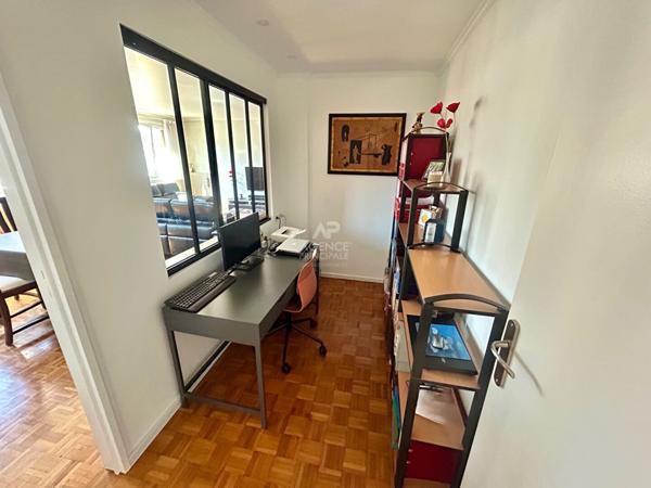 Appartement Poissy 4 pièce(s) 89 m2 279 000 € **  - Référence  8795