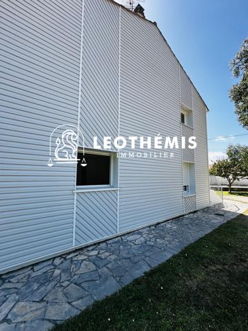 ENSEMBLE IMMOBILIER PROCHE COMMERCES