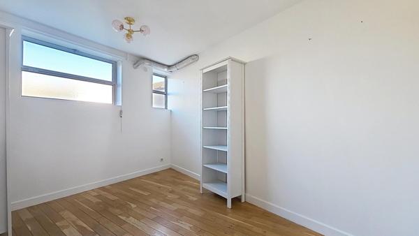 LES LILAS LOFT 3 CHAMBRES AVEC TERRASSE