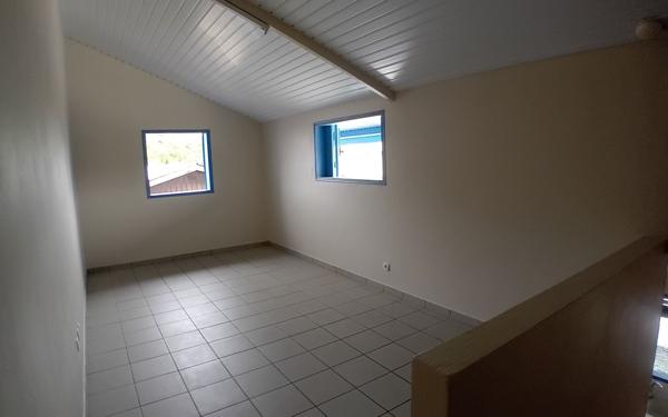 Maison à vendre    6 pièces •  Saint-Laurent-du-Maroni