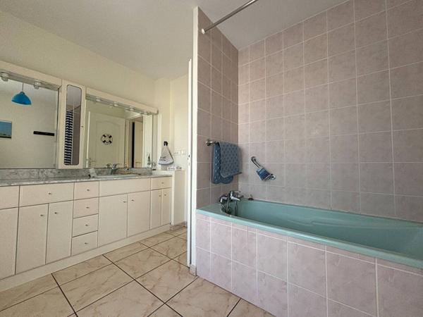 MAISON à VAUX SUR MER