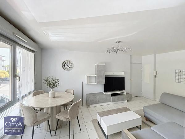 Appartement à vendre 2 pièces 43.81m² Chartres (28000)