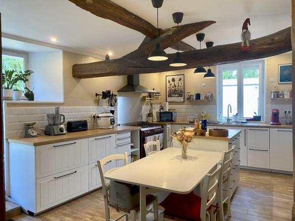 À Brizambourg  Longère avec Gîte Attenant  290 m² Habitables