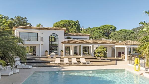 Vente Maison contemporaine Grimaud 8 Pièces 320 m²