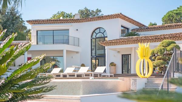 Vente Maison contemporaine Grimaud 8 Pièces 320 m²